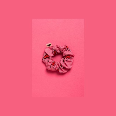 PetitBoutik Scrunchie σούρα μαλλιών Pink Hearts Pixel