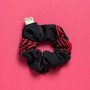 PetitBoutik Scrunchie σούρα μαλλιών Black Red Hearts