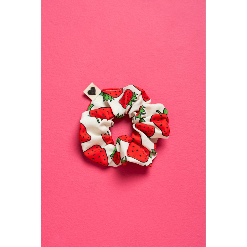 PetitBoutik Scrunchie σούρα μαλλιών White Strawberries
