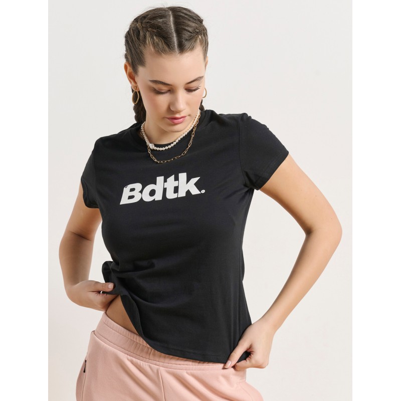 BodyTalk Γυαναικεία κοντομάνικη μπλούζα με λογότυπο "BDTK" βαμβακερή μαύρη BodyTalk Γυαναικεία κοντομάνικη μπλούζα με λογότυπο "BDTK" βαμβακερή μαύρη