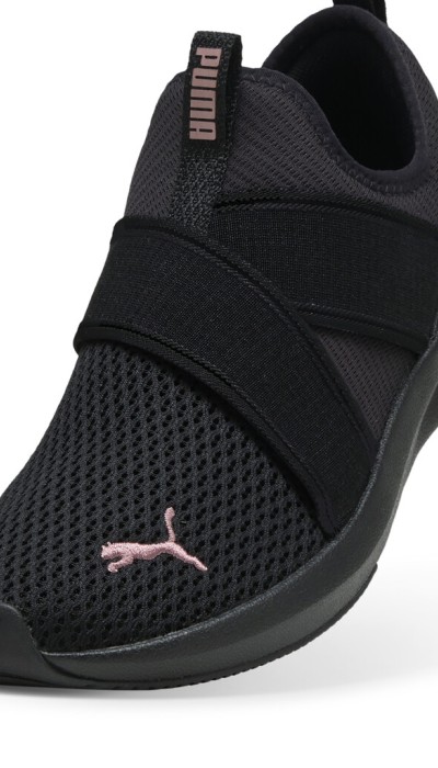 Puma Γυναικεία παπούτσια Softride Harli Slip on μαύρα