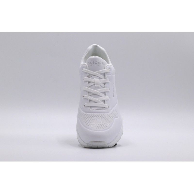 Skechers Γυναικεία αθλητικά sneakers με Air Memory Foam® Uno Stand On Air άσπρα Skechers Γυναικεία αθλητικά sneakers με Air Memory Foam® Uno Stand On Air άσπρα