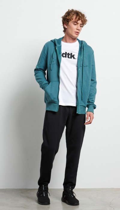 BodyTalk Men’s ‘PANTS ON’ jogger sweatpants