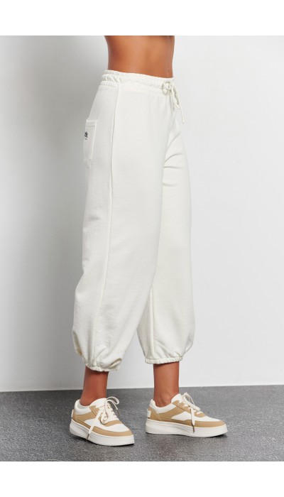 BodyTalk Γυναικείο παντελόνι σαλβάρι 7/8 "less is more"εκρού